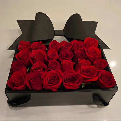 Valentine’s Day Black Rose Box